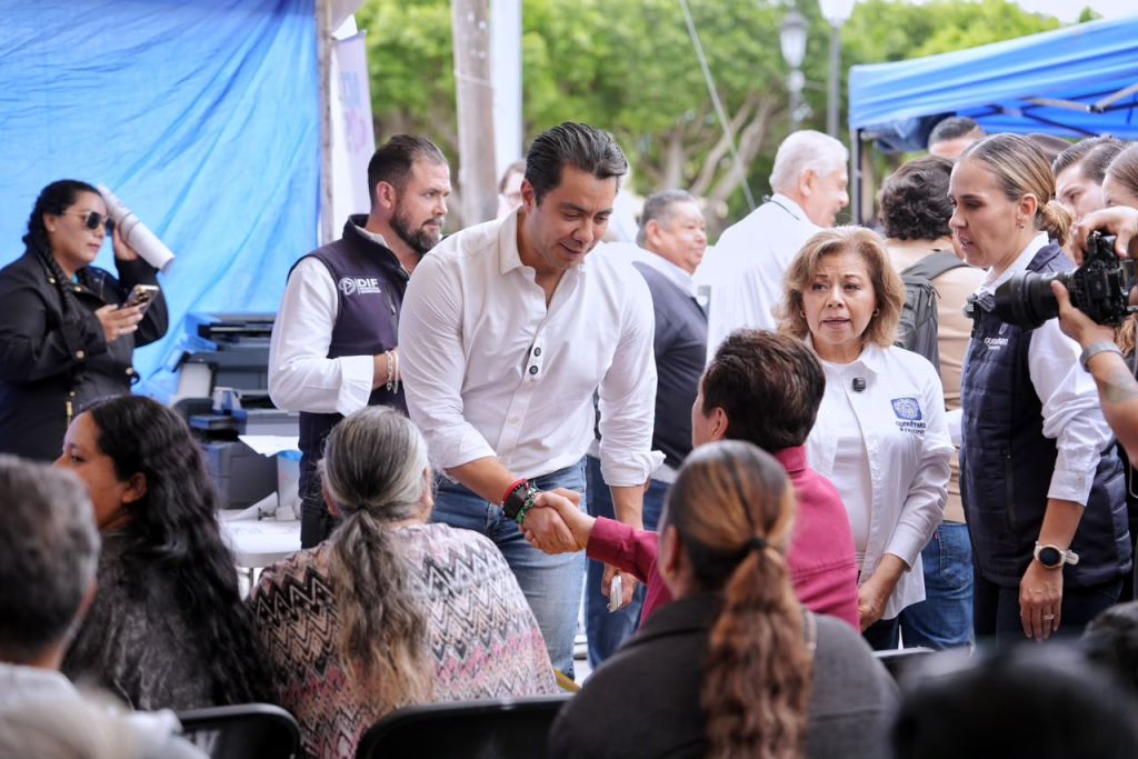 Fomenta Felifer Macías la atención ciudadana con Alcalde en Acción