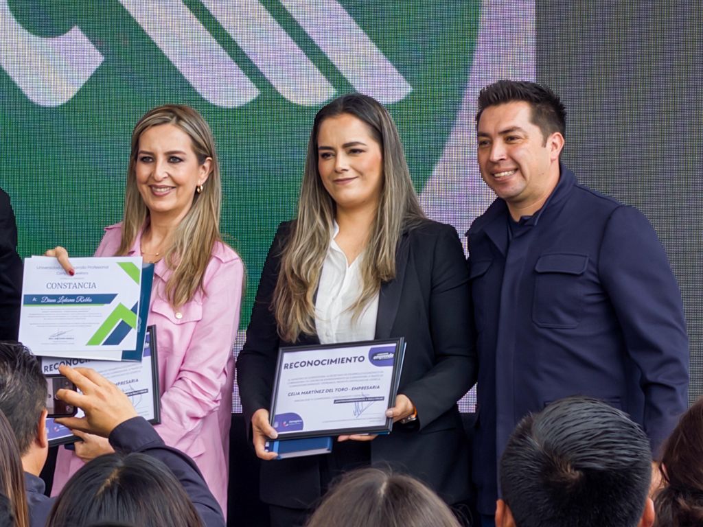 Corregidora lleva Feria de Empleo a universitarios y capacitación sobre emprendimiento