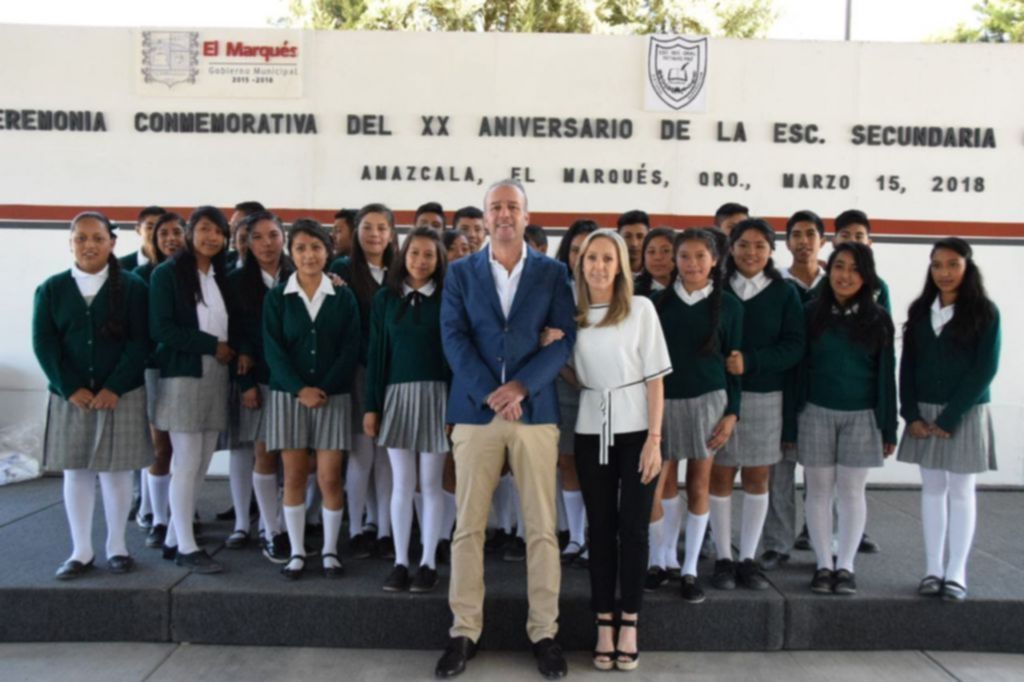 Conmemora Mario Calzada XX Aniversario de la Secundaria “Octavio Paz”